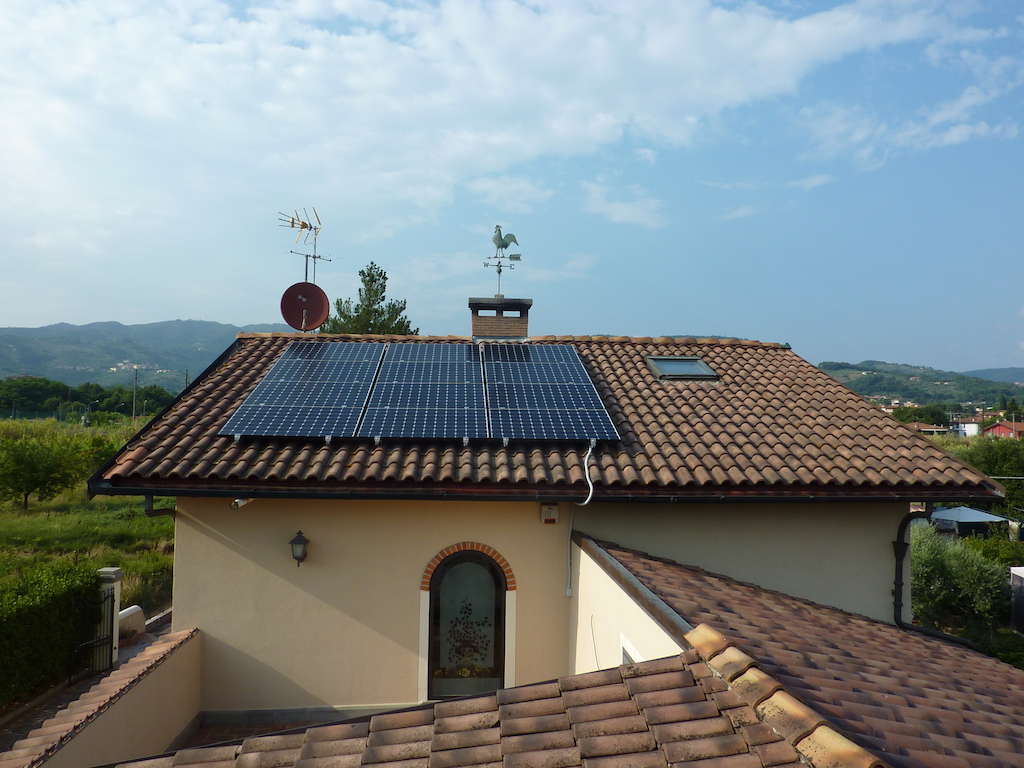 Anyenergia S.r.l. realizzazione impianto fotovoltaico per la produzione di energia pulita
