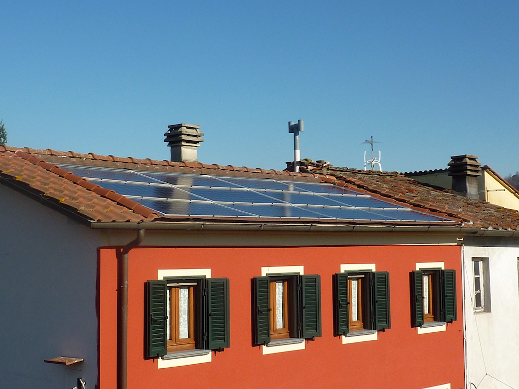 Anyenergia S.r.l. realizzazione impianto fotovoltaico per la produzione di energia pulita